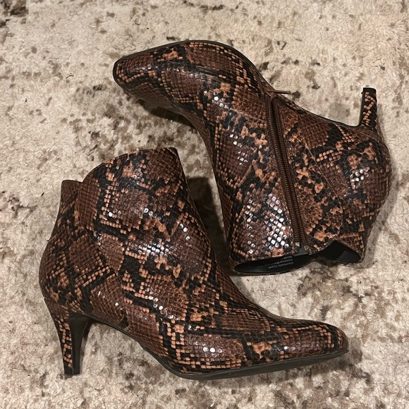 Alfani Brown Snakeskin Pattern Kitten Heel Booties - Picture 2 of 5